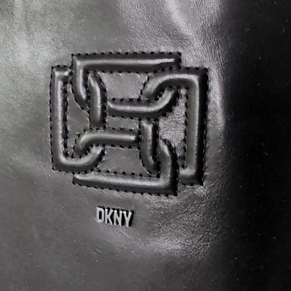 New DKNY Paloma Logo Knee High Platform Boot in Black... Size 7 - Picture 7 of 12